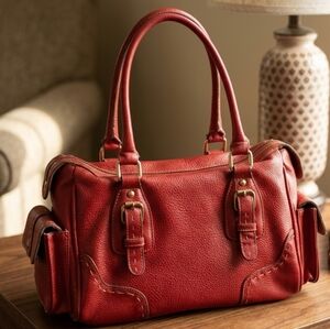 Vintage-Style Red Pebble Grain Leather Satchel – Multi-Pocket Shoulder Bag